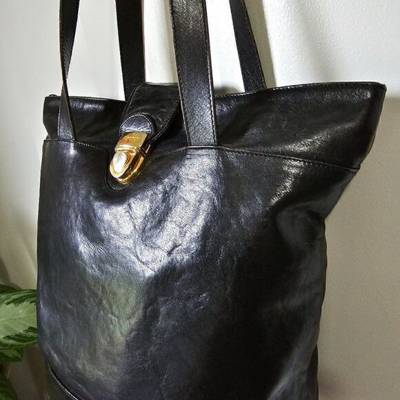VINTAGE OROTON LARGE BLACK GENUINE COWHIDE SHOULDER BAG - Picture 2 of 16